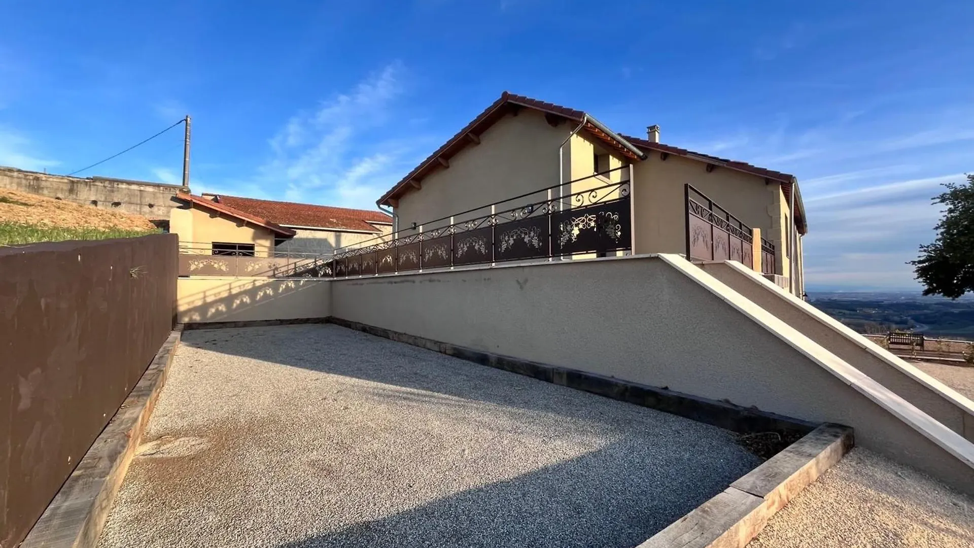 Le 180 - Chantemerle-Les-Bles 0*,  France